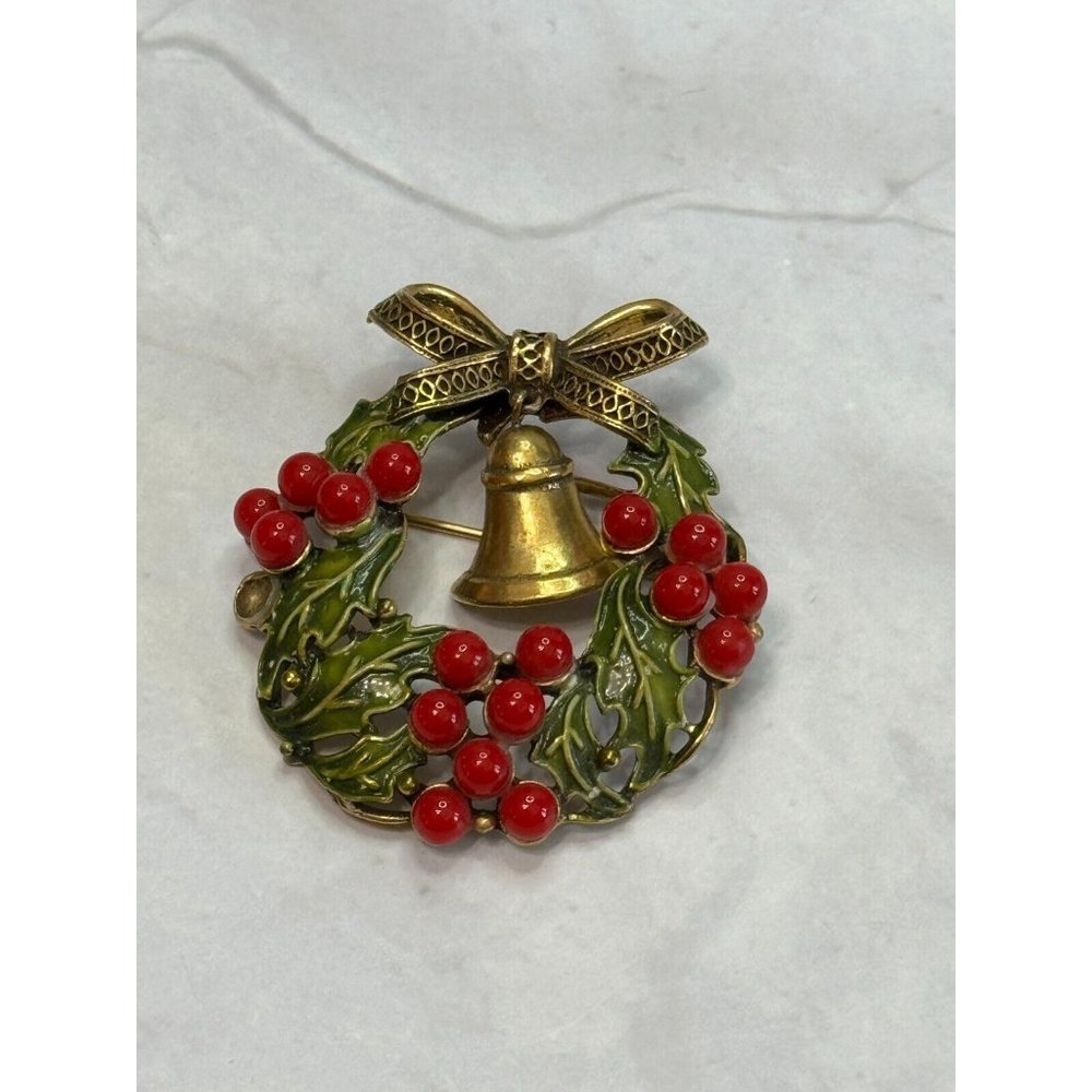 Vintage Weiss Enamel Wreath Golden Bell Christamas Brooch - Picture 3 of 7